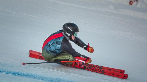 Marcel Hirscher 'incendia' il circo bianco. E gli ex colleghi gli chiedono di tornare...