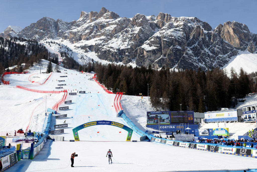 Che spettacolo a Cortina: dopo il trittico femminile, il ritorno della CdM maschile con due super-g!