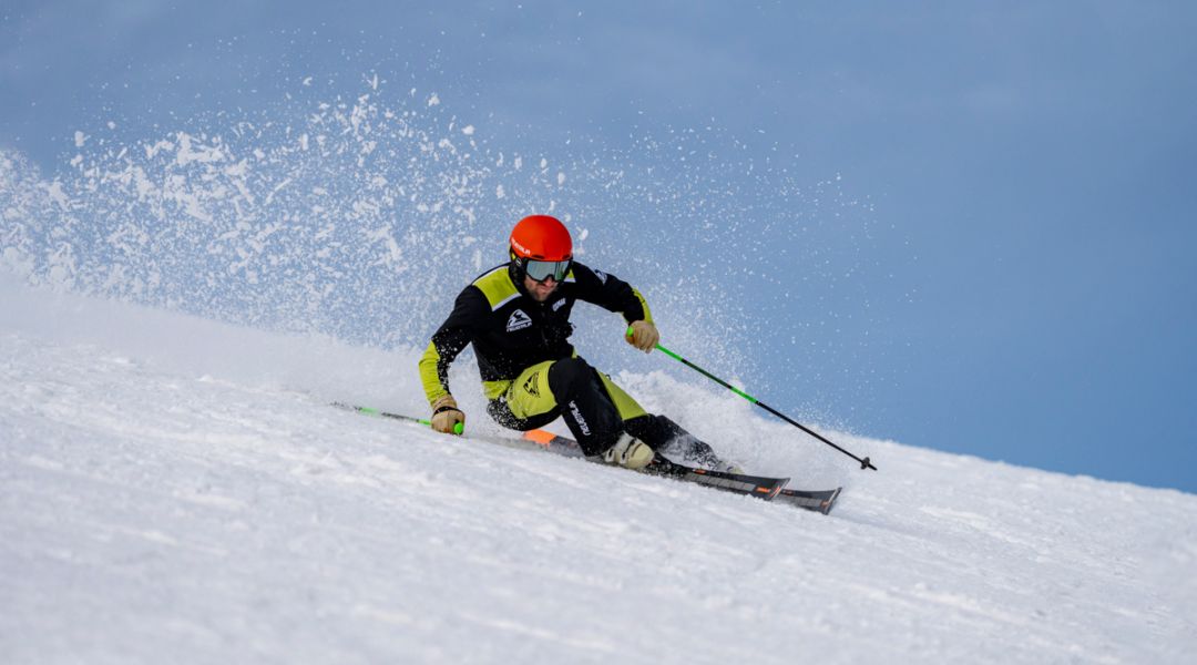 Gianluca Branciaroli al test di Atomic Redster Q9 Revoshock S (2025)