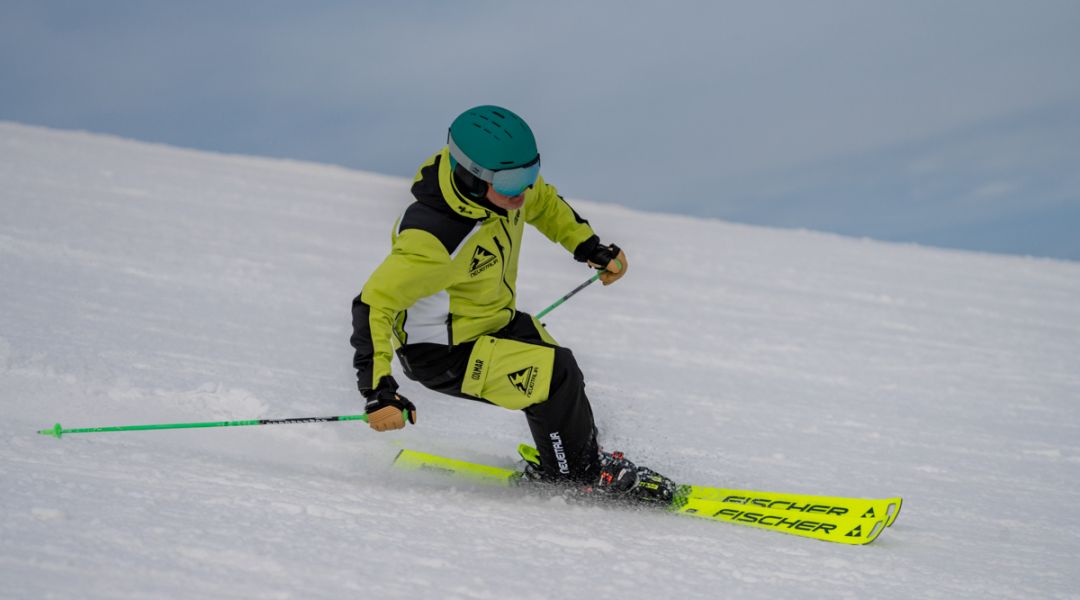 Alessandro Carli al test di Fischer RC4 Worldcup CT M-plate (2025)