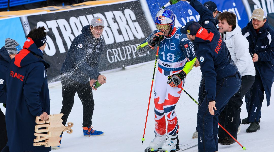Un altro saluto speciale: Alexis Pinturault vince il gigante dei campionati nazionali a Tignes, lo slalom a Lamure