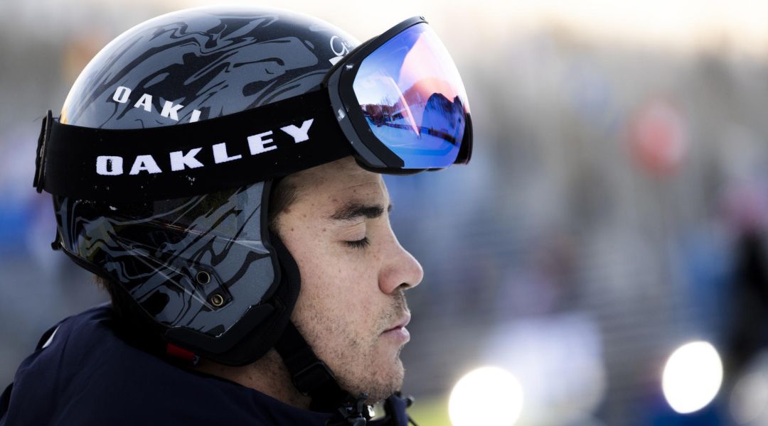 Nell'Italia del gigante che festeggia con Vinatzer c'è uno stoico Zingerle: Hannes ha corso domenica con un polso rotto