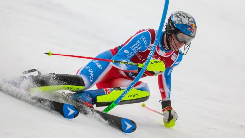 Quota 100 a... meno 2 per una Shiffrin impareggiabile: 'Gara tosta e divertente, sul nome della renna...'