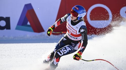 La prima delle due notti di Schladming, sulla Planai si balla tra le porte larghe: Odermatt, ancora tu?