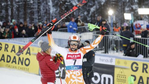 Speed Opening maledetto: già cancellata la prima discesa, troppa neve e vento in quota