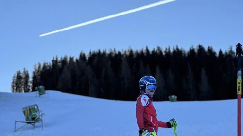 E' tripletta per il Team Constantini, ora sfida chiave a Tirinzoni. Primo ko per gli azzurri nel duello con Edin