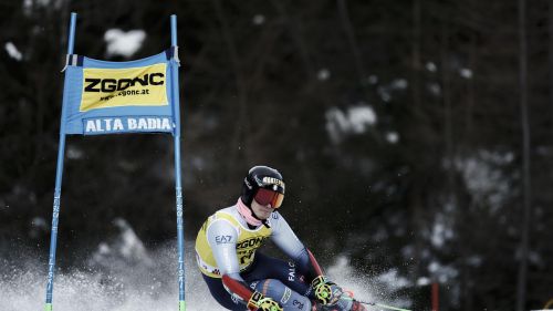 Solo Vinatzer tiene in piedi l'Italslalom: 'Si può ancora fare'. Gross aprirà la 2^ manche