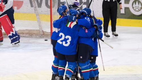 Clamorosa finale olimpica nell'hockey: gli Stati Uniti ribaltano il Canada davanti agli occhi di... Brignone