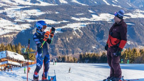 Condizioni difficilissime a Oberhof, cambia il programma: sprint maschile posticipata a venerdì