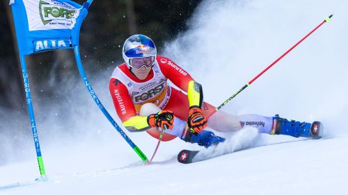 Il re della Gran Risa è??. Vinatzer, super rimonta da 8° posto