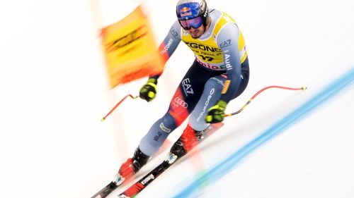 E' tripletta per il Team Constantini, ora sfida chiave a Tirinzoni. Primo ko per gli azzurri nel duello con Edin
