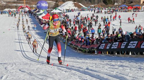 Hirscher torna in pista a Soelden dopo aver smaltito la bronchite: al suo fianco papà Ferdinand e per l'opening...