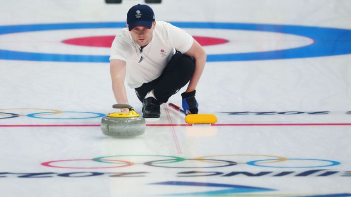 A Cortina è cominciato il torneo olimpico del doppio misto di curling: le favorite non sbagliano e tra poche ore...