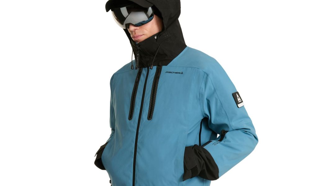 La QUANTUM Ski Jacket di Fischer ottiene l’ISPO Award 2025 nella categoria “Product Innovation”