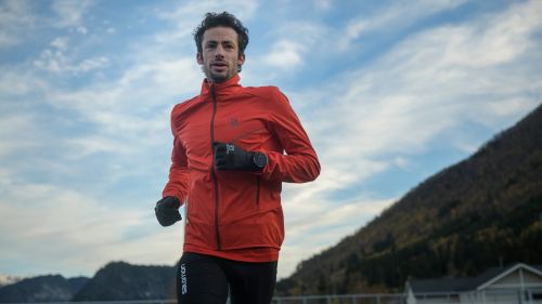 Kilian Jornet è il Re delle Alpi: in meno di 20 giorni ha scalato gli 82 Quattromila tra Svizzera, Italia e Francia