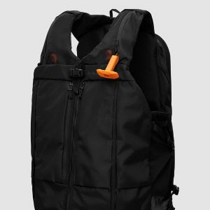 Prezzi Db snow pro 8l vest x safeback set backpack black out